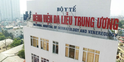 chi-phi-kham-dot-sui-mao-ga-o-benh-vien-da-lieu-trung-uong-co-that-su-re-nhu-loi-don